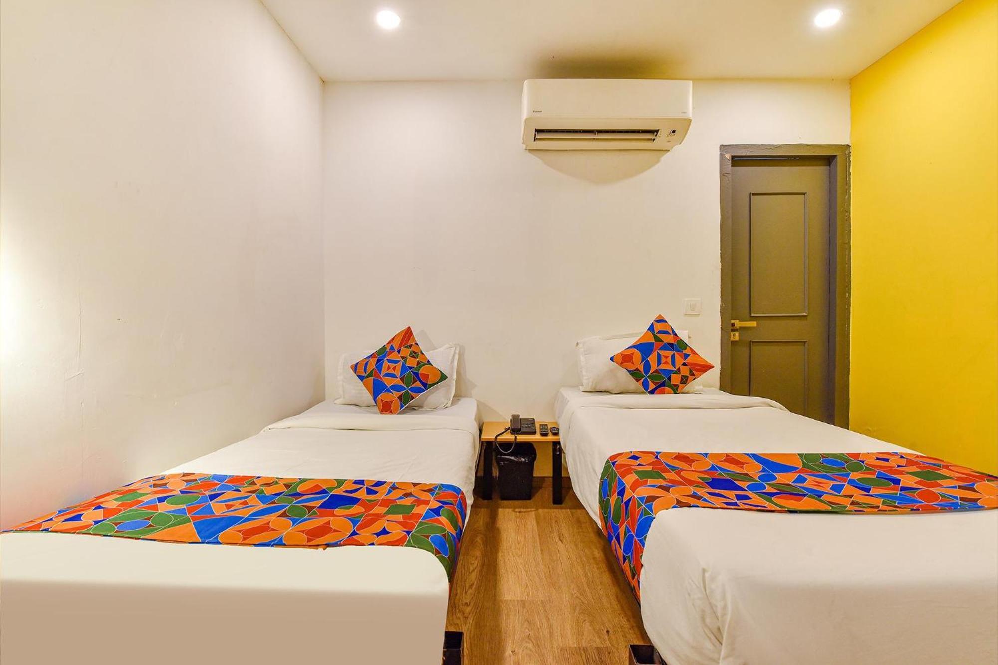Fabhotel Ny Townhouse Amhedabad Dış mekan fotoğraf