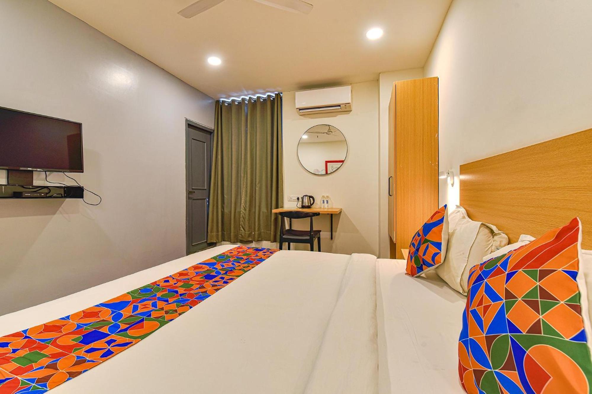 Fabhotel Ny Townhouse Amhedabad Dış mekan fotoğraf