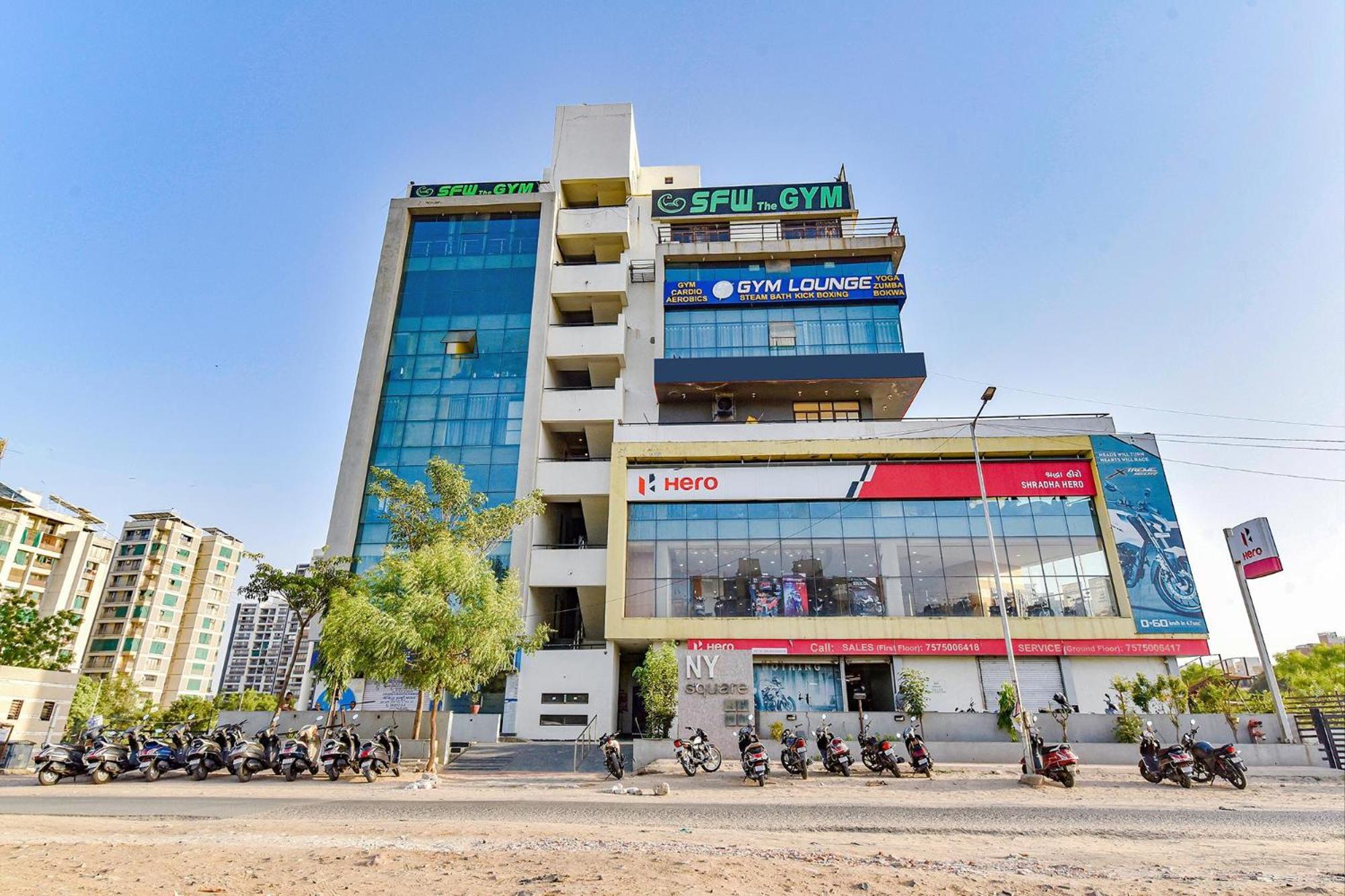 Fabhotel Ny Townhouse Amhedabad Dış mekan fotoğraf